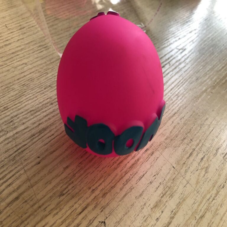 Squeaky Vinyl Woof Round Ball