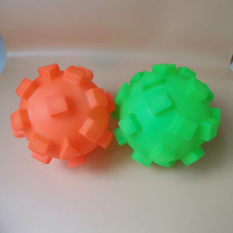Squeaky Vinyl Cube Ball