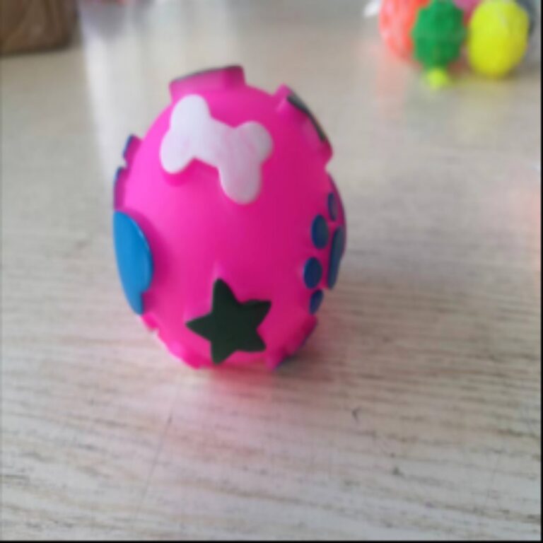 Squeaky Vinyl 8 cm Star Ball