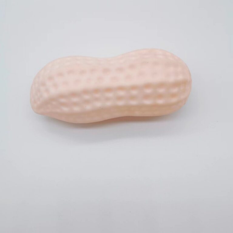 Squeaky Vinyl Peanut